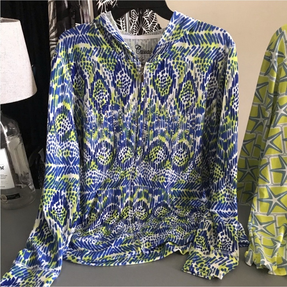 Colorful Long Sleeve Tops - Picture 3 of 9
